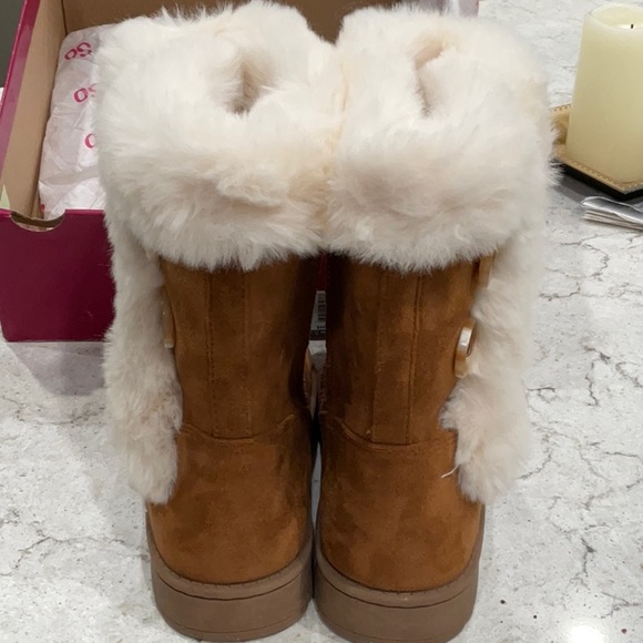 So girls boots 👢 - Picture 3 of 6